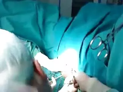 Kinky csaj szereti a durva szex amatőr házi sex video kalandokat