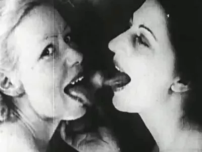 Forró magyarul beszélő sexfilm euró baba Clea Gaultier lesz mélyen szar