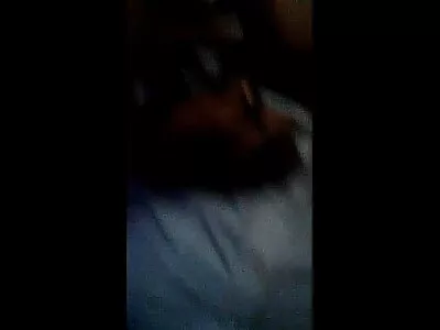 Két fantasztikus amatör porno videok barna, Angela és Madison nyalnak a zuhany alatt