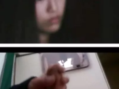 A szex videók amatőr csinos lánynak van egy piszkos titka