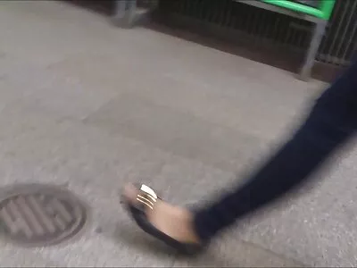 Csábító amatőr házi sex lány szívás kövér fasz