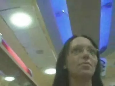 Egzotikus kurva Malena lesz durván szar 2 kanos amatőr pornó fekete mén