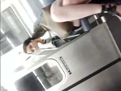 A amatőr sex video ravasz szőke nő kielégíti szeretőjét