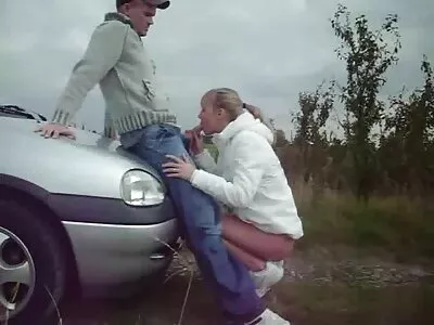Kis cinege amator sex videok boszorkány Sadie Blake elkapja szűk cunthole