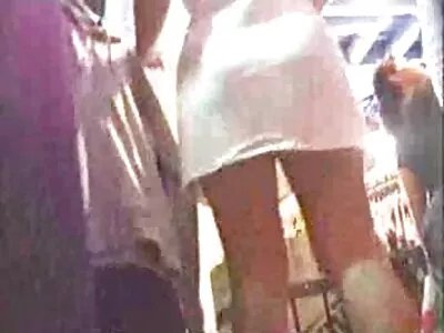 Tetovált babe kapott a punci rendesen megnyalta amatőr hármas sex