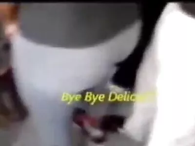 Szexi fekete lányok, Kira Noir és Jenna Foxx leszbikus magyarpinak szexet folytatnak